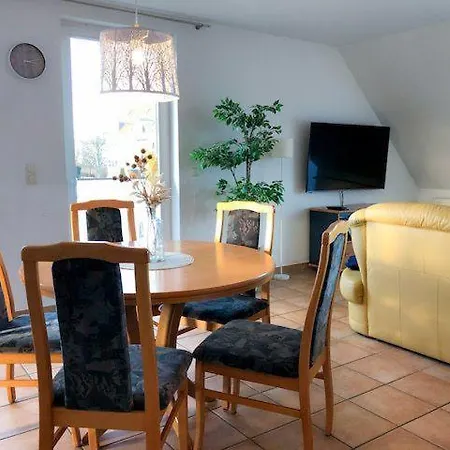 Apartamento Haus Zur Sonne 6 *